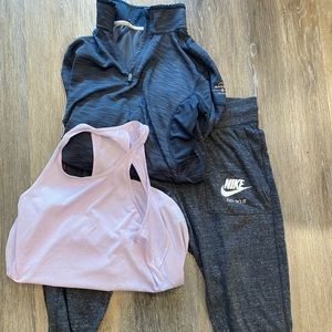 Women’s Nike, DSG and Elevate sweatpants/ tops workout bundle